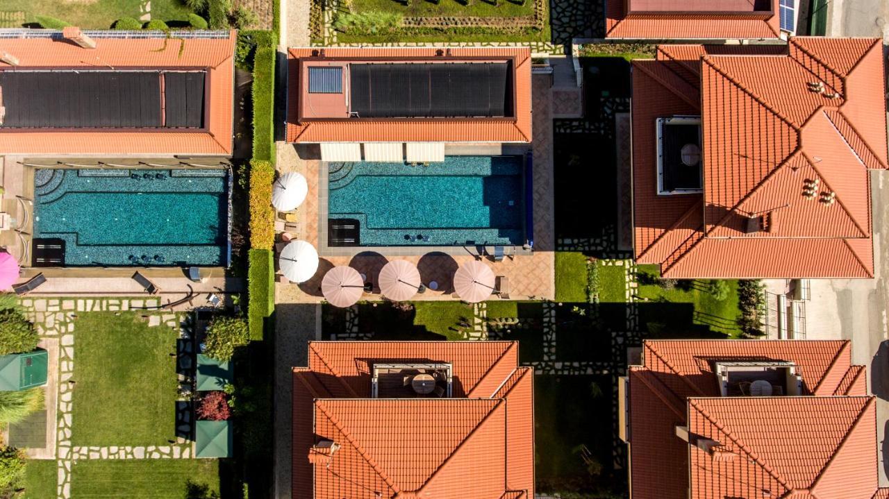 Villa Em Lozenets Exterior photo